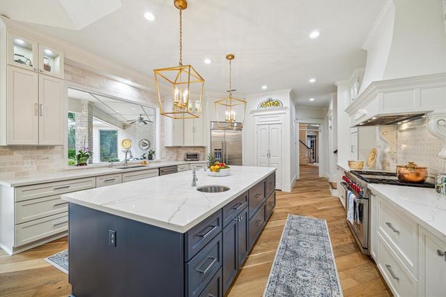 6010 Charming Creek Court, Kingwood, TX 77345