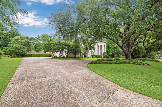 6010 Charming Creek Court, Kingwood, TX 77345
