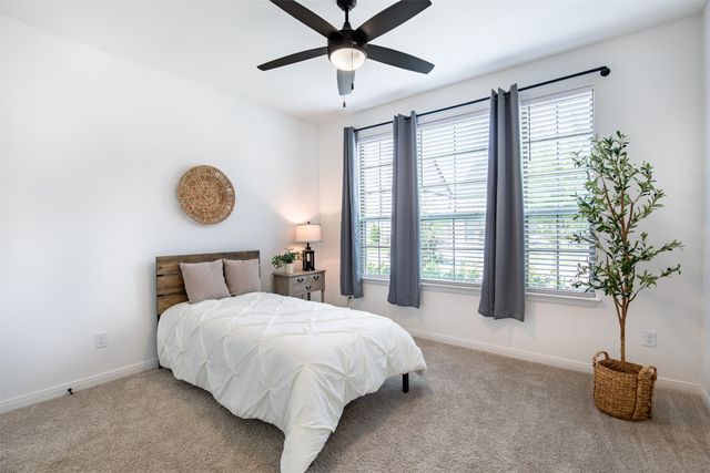 1917 Temple, Van Alstyne, TX 75495