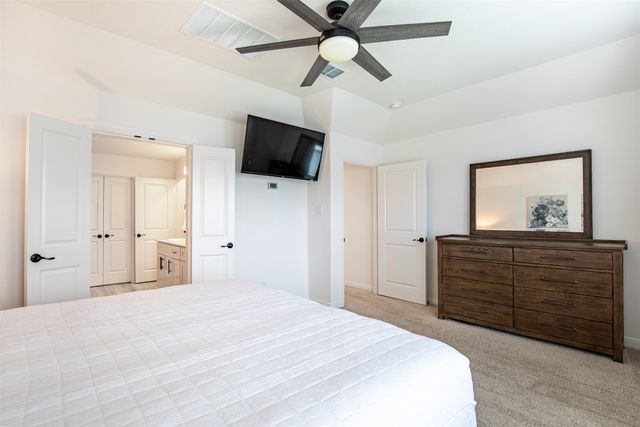 1917 Temple, Van Alstyne, TX 75495