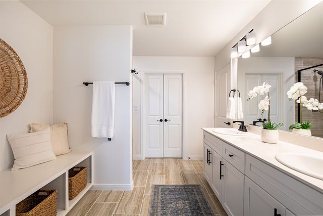 1917 Temple, Van Alstyne, TX 75495