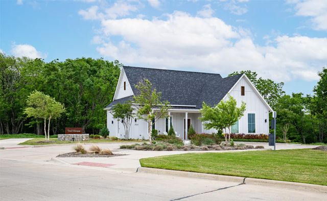 1917 Temple, Van Alstyne, TX 75495