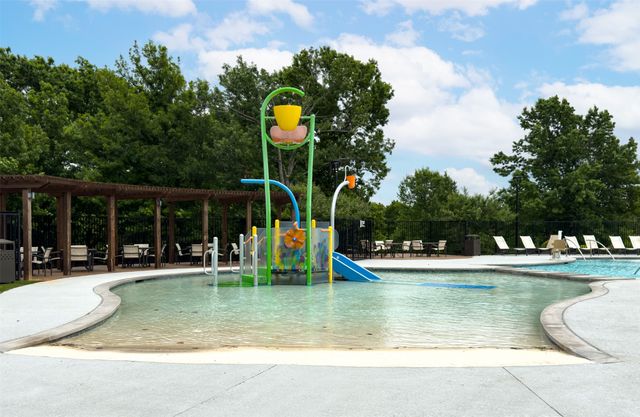 1917 Temple, Van Alstyne, TX 75495