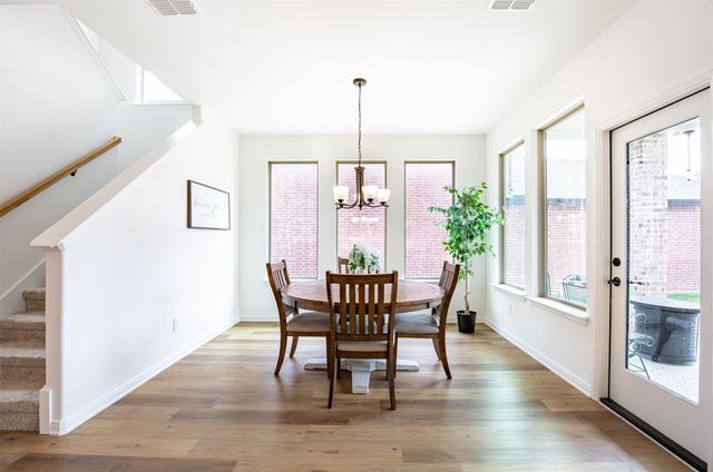 1917 Temple, Van Alstyne, TX 75495