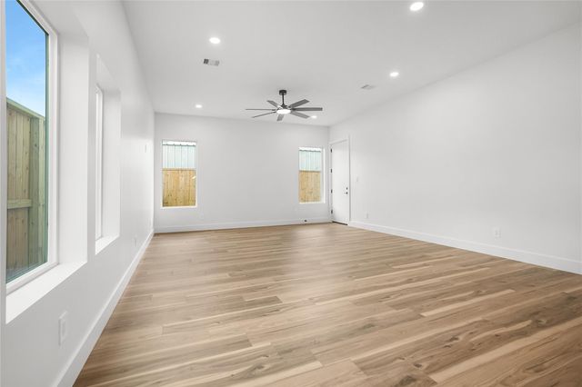 315 Palmer Street, Houston, TX 77003