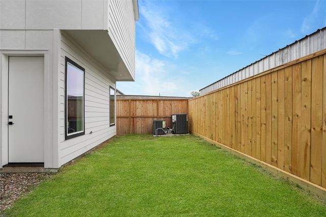 315 Palmer Street, Houston, TX 77003