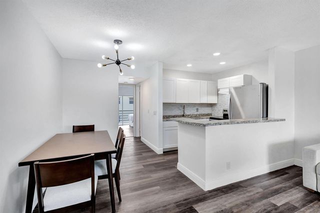 211 Sheffield I, West Palm Beach, FL 33417