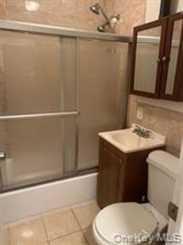 462 Chestnut Street, Brooklyn, NY 11208
