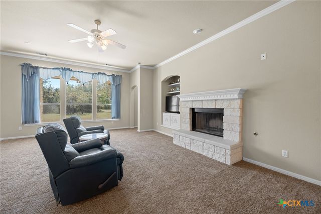 105 Oak Plaza Drive, Georgetown, TX 78628