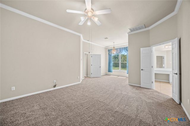 105 Oak Plaza Drive, Georgetown, TX 78628