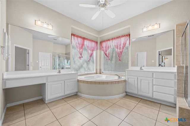 105 Oak Plaza Drive, Georgetown, TX 78628