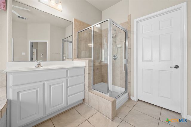 105 Oak Plaza Drive, Georgetown, TX 78628