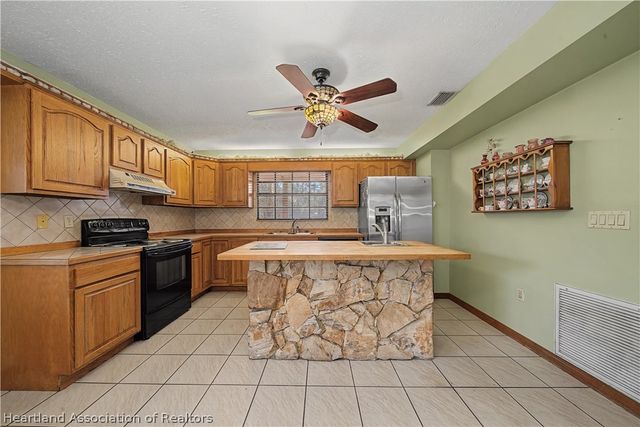 665 Moon Ranch Road, Sebring, FL 33870