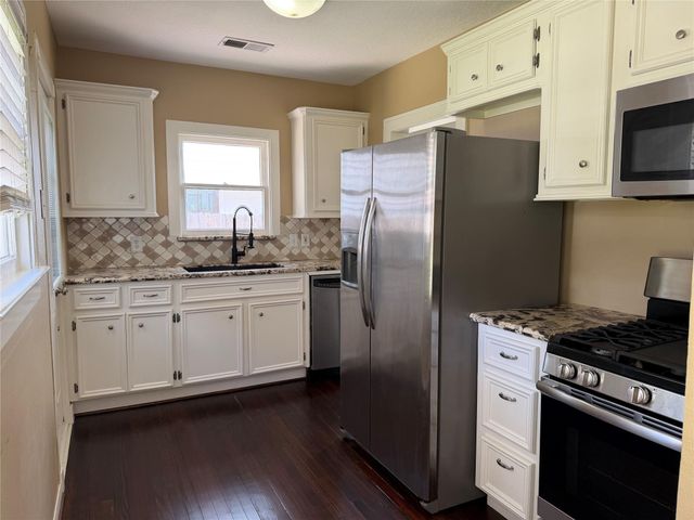 4109 De George Street, Houston, TX 77009
