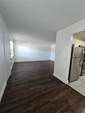 800 SW 131st Ave 210F, Pembroke Pines, FL 33027