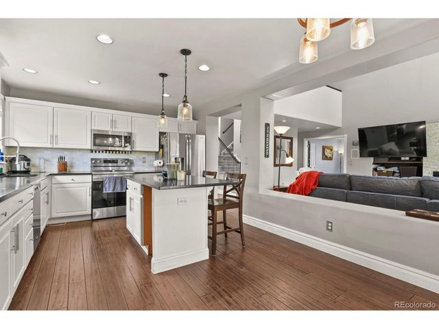 9907 Blackbird Cir, Highlands Ranch, CO 80130
