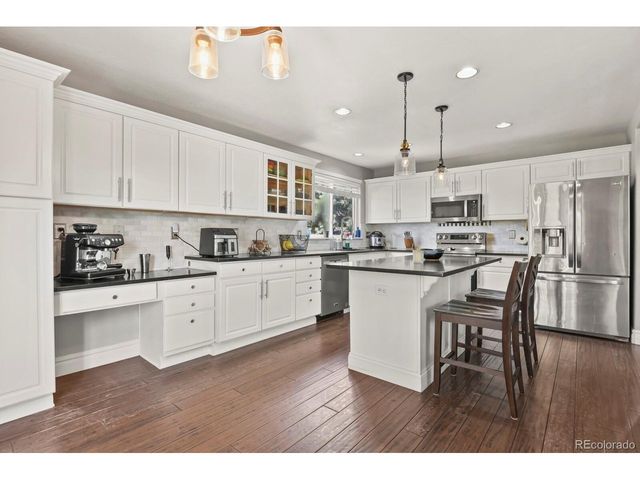 9907 Blackbird Cir, Highlands Ranch, CO 80130