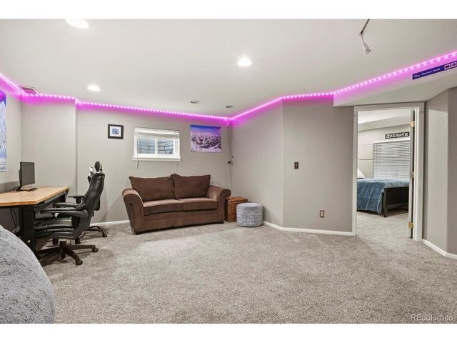 9907 Blackbird Cir, Highlands Ranch, CO 80130