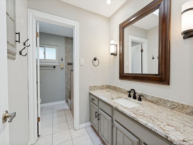 507 RIDGE BLF, San Antonio, TX 78216