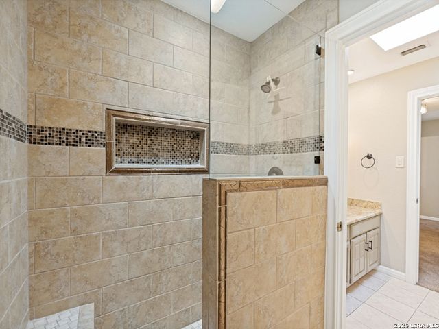 507 RIDGE BLF, San Antonio, TX 78216