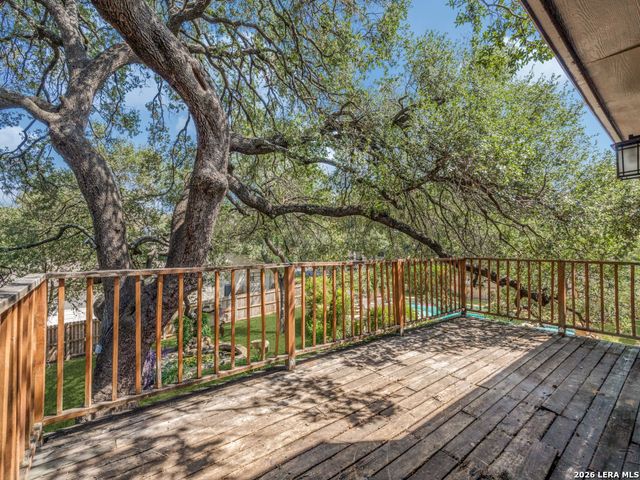 507 RIDGE BLF, San Antonio, TX 78216