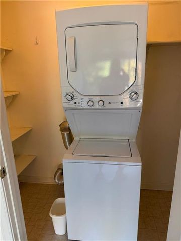 2961 Parkridge NE Drive, Atlanta, GA 30319