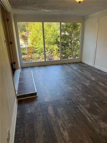 2961 Parkridge NE Drive, Atlanta, GA 30319