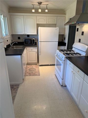 2961 Parkridge NE Drive, Atlanta, GA 30319