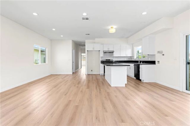 2516 E Walnut Creek, West Covina, CA 91791