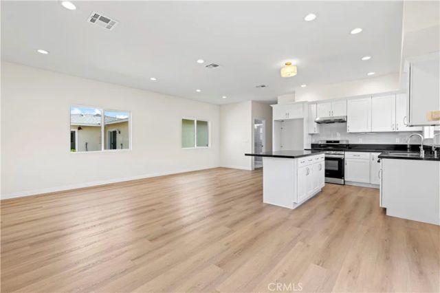 2516 E Walnut Creek, West Covina, CA 91791