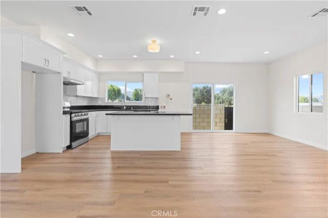 2516 E Walnut Creek, West Covina, CA 91791