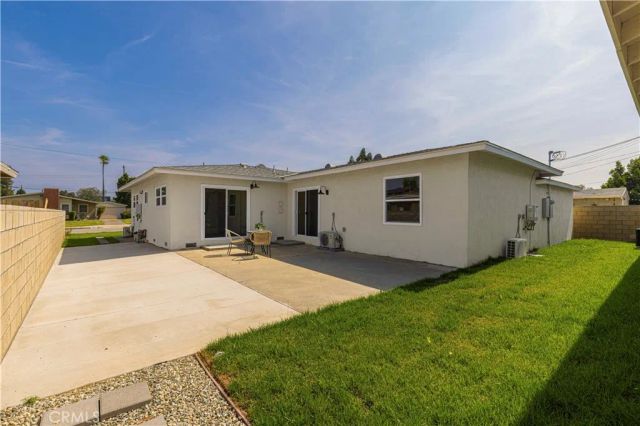 2516 E Walnut Creek, West Covina, CA 91791