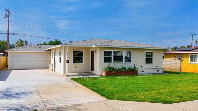 2516 E Walnut Creek, West Covina, CA 91791