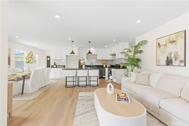 2516 E Walnut Creek, West Covina, CA 91791