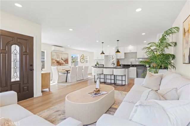 2516 E Walnut Creek, West Covina, CA 91791
