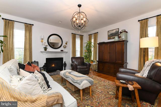 206 E ELM ST, Wenonah, NJ 08090