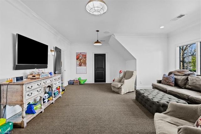 1211 Hammel Road, Greensboro, NC 27408