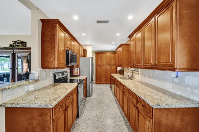 501 NE 28th Street, Wilton Manors, FL 33334