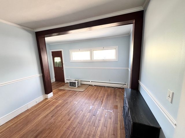 262 Oak Hill Rd 1R, Fitchburg, MA 01420