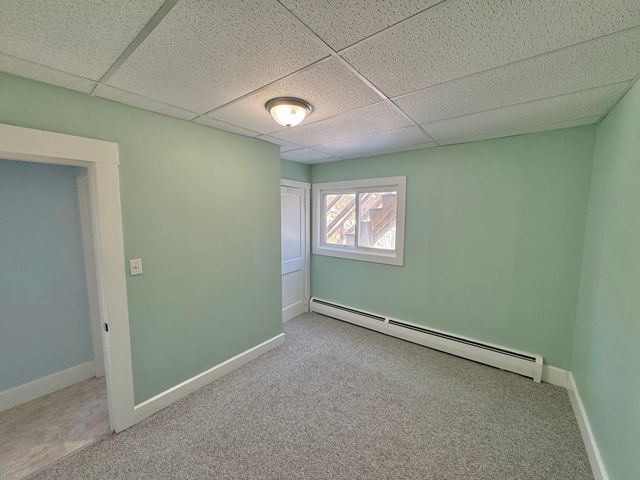 262 Oak Hill Rd 1R, Fitchburg, MA 01420