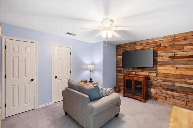 1512 Cobblestone Drive, Desoto, TX 75115