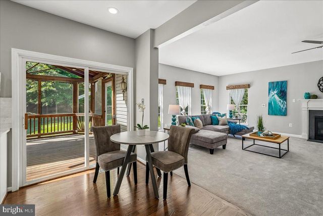 42820 CROSSBOW CT, Ashburn, VA 20147