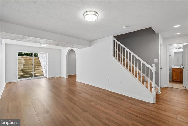 42820 CROSSBOW CT, Ashburn, VA 20147