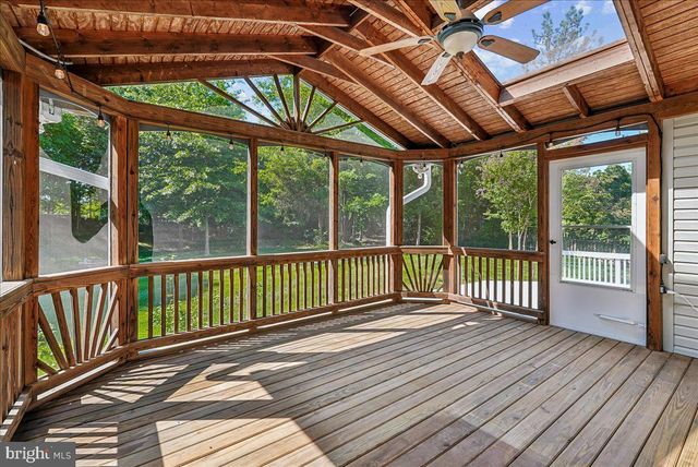 42820 CROSSBOW CT, Ashburn, VA 20147