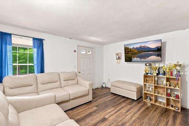 144 Whittington Street, Manchester, NH 03104