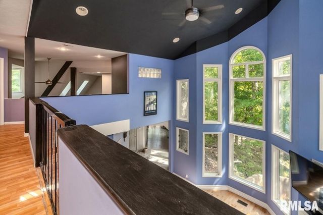 412 WAGON WHEEL Road, Carbondale, IL 62901