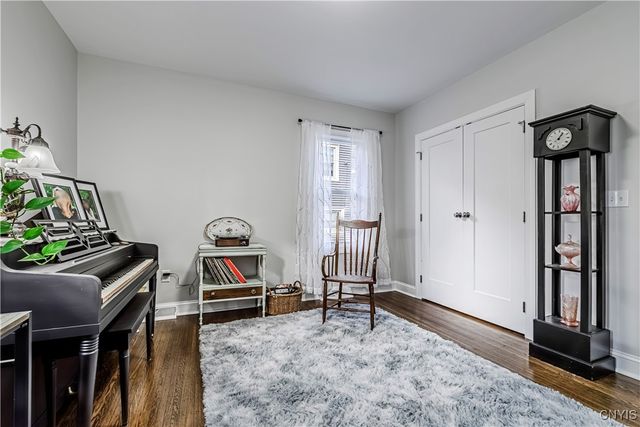 58 Ballantyne Brae, Utica, NY 13501