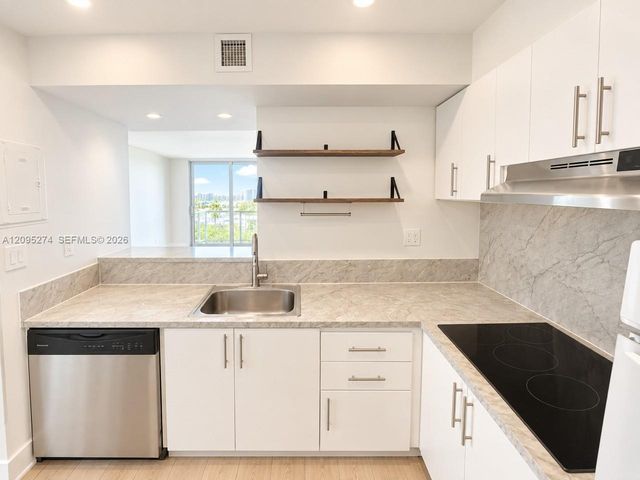 1000 West Avenue 608, Miami Beach, FL 33139