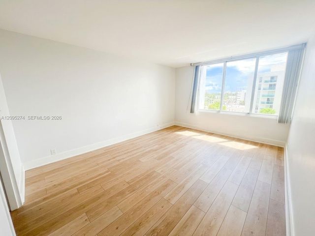 1000 West Avenue 608, Miami Beach, FL 33139