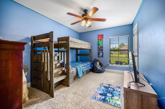 588 Hickory Ridge Rd, Leesville, LA 71446